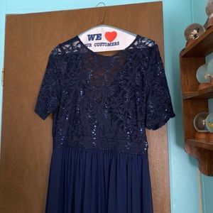 Long navy blue prom dress